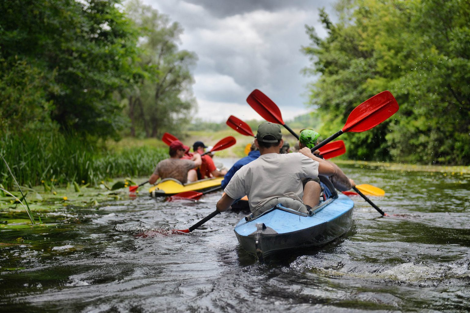 Corporate incentive travel river rafting kayaking
