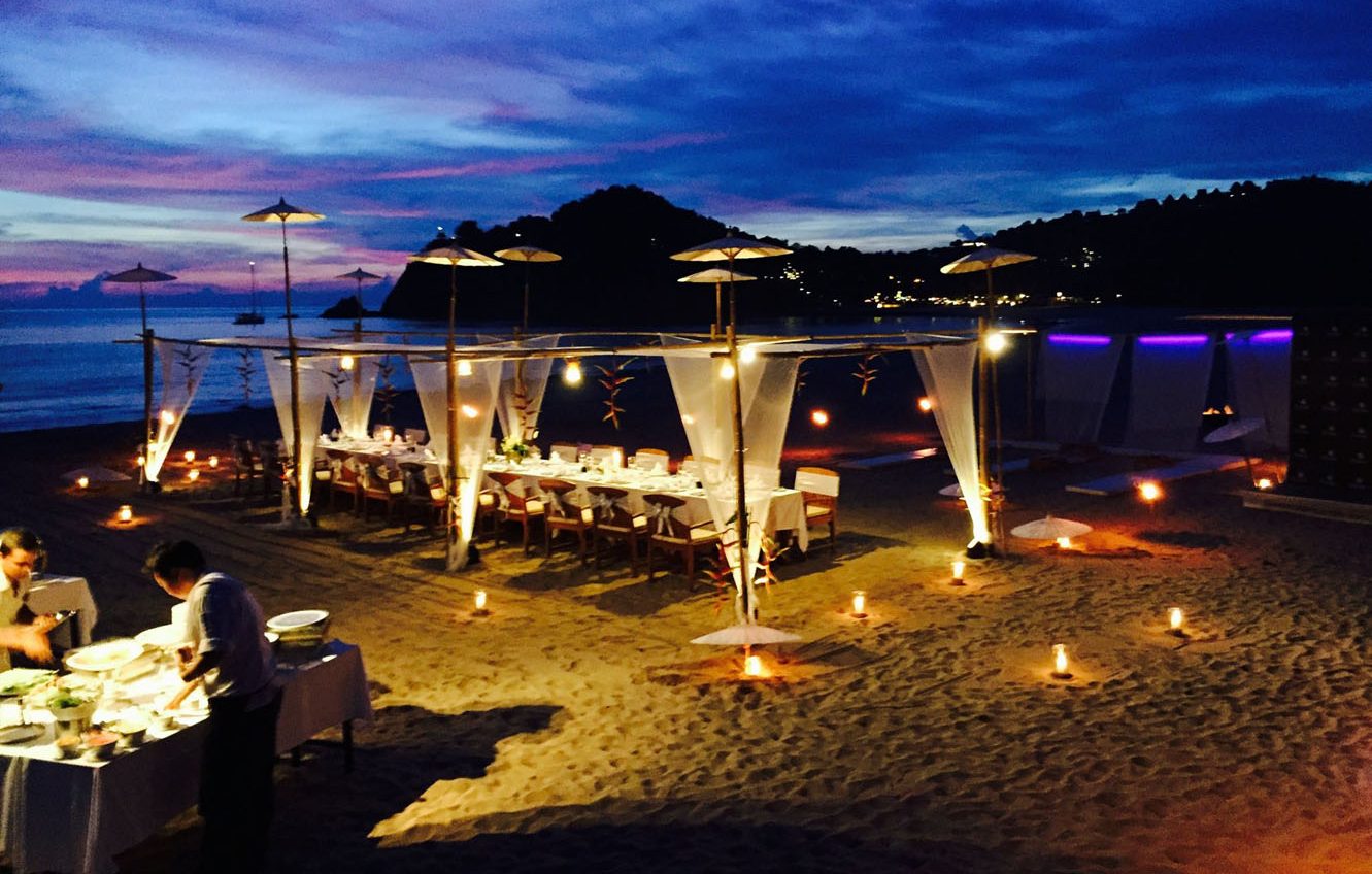 Incentive travel to Thailand nightime beach restaurant